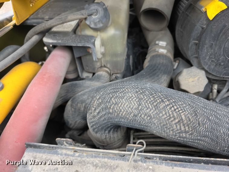 image for item FI0891 2013 New Holland L230 skid steer loader