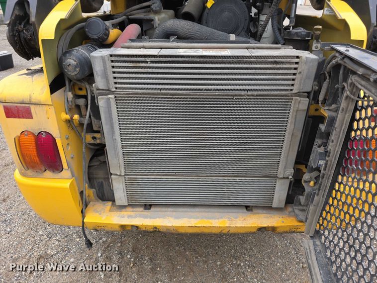 image for item FI0891 2013 New Holland L230 skid steer loader