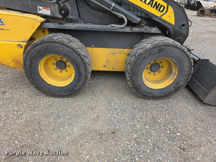 image for item FI0891 2013 New Holland L230 skid steer loader