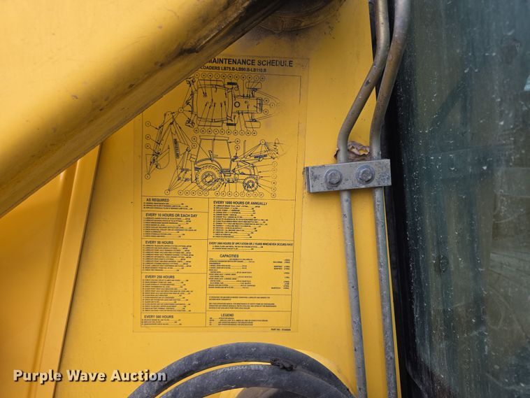 image for item FI0892 2005 New Holland LB90B backhoe