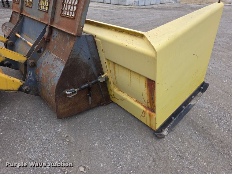 image for item FI0892 2005 New Holland LB90B backhoe