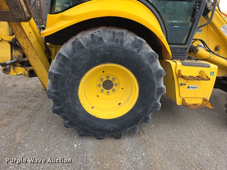 image for item FI0892 2005 New Holland LB90B backhoe