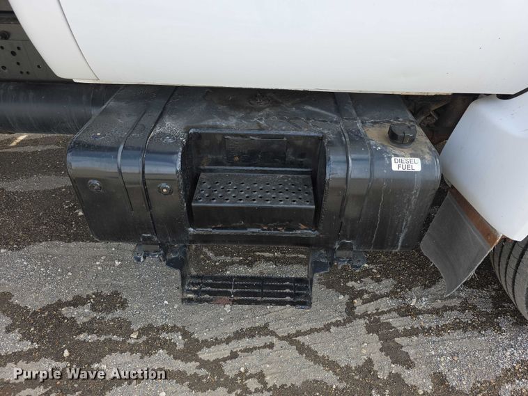 image for item FI0893 2003 Ford F650 Super Duty dump truck