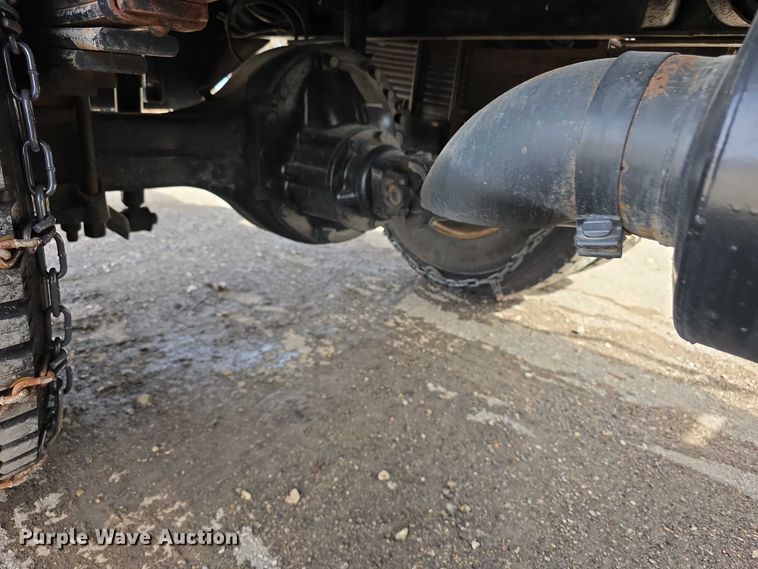 image for item FI0893 2003 Ford F650 Super Duty dump truck