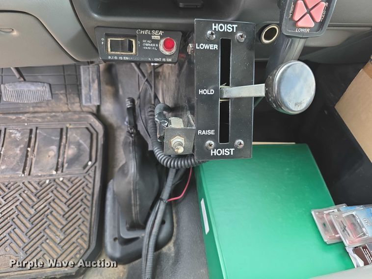 image for item FI0893 2003 Ford F650 Super Duty dump truck