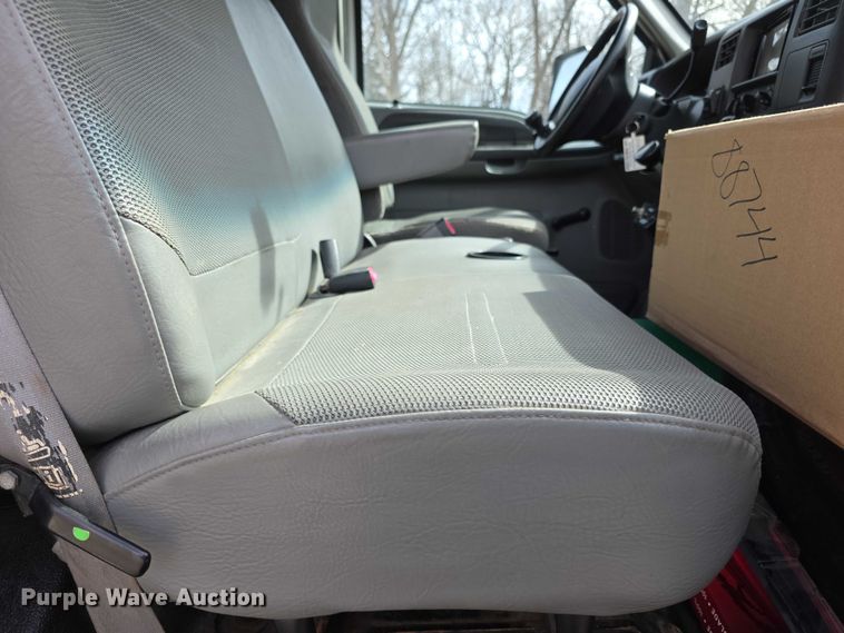 image for item FI0893 2003 Ford F650 Super Duty dump truck