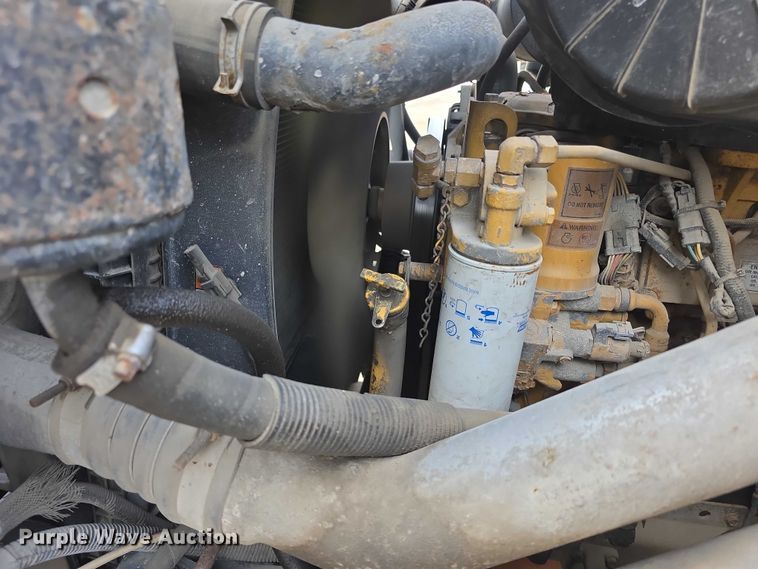 image for item FI0893 2003 Ford F650 Super Duty dump truck