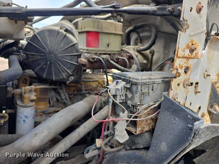 image for item FI0893 2003 Ford F650 Super Duty dump truck