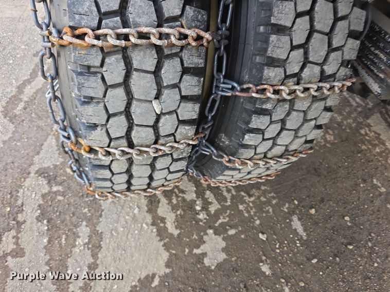 image for item FI0893 2003 Ford F650 Super Duty dump truck