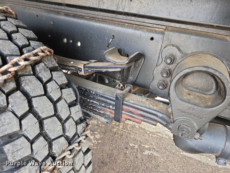 image for item FI0893 2003 Ford F650 Super Duty dump truck