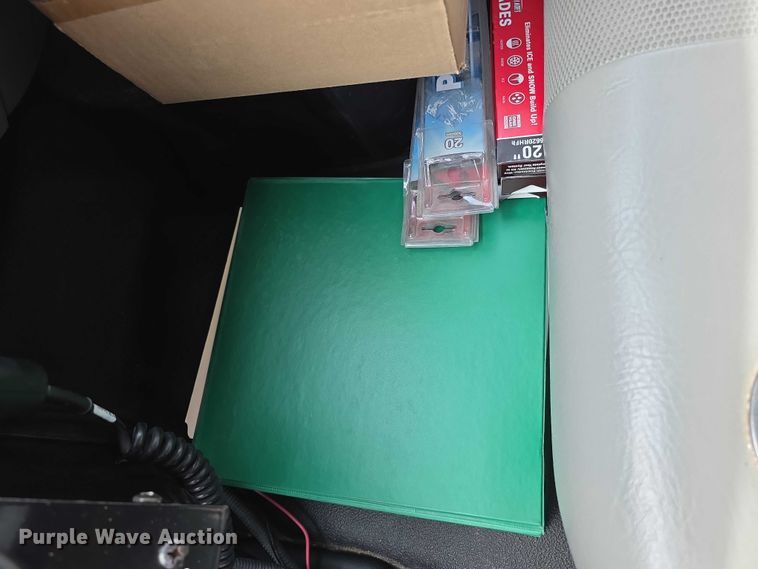 image for item FI0893 2003 Ford F650 Super Duty dump truck