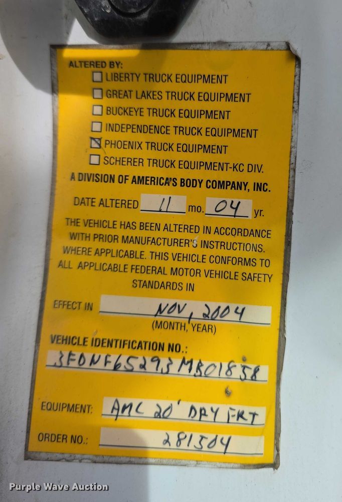 image for item FI0893 2003 Ford F650 Super Duty dump truck