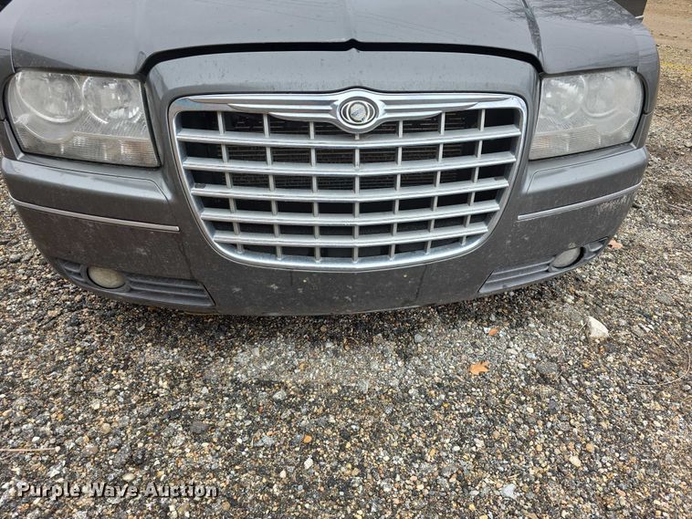 image for item FI0900 2010 Chrysler 300 