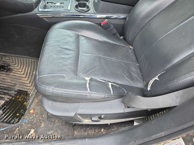 image for item FI0900 2010 Chrysler 300 