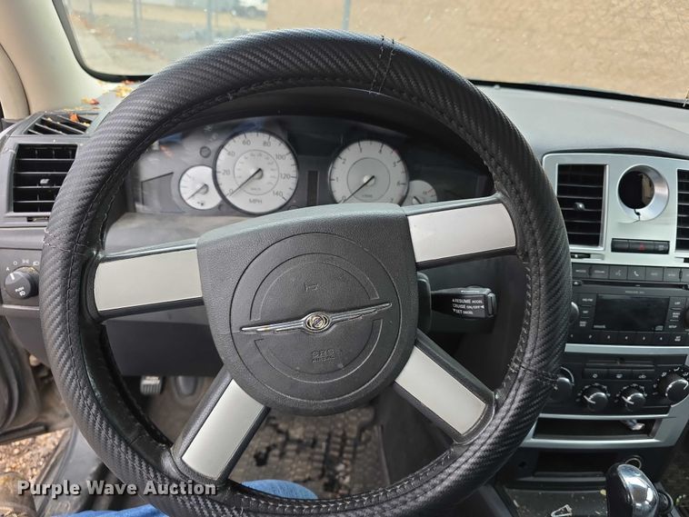 image for item FI0900 2010 Chrysler 300 