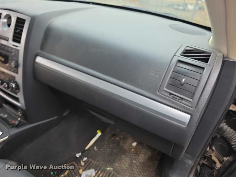 image for item FI0900 2010 Chrysler 300 