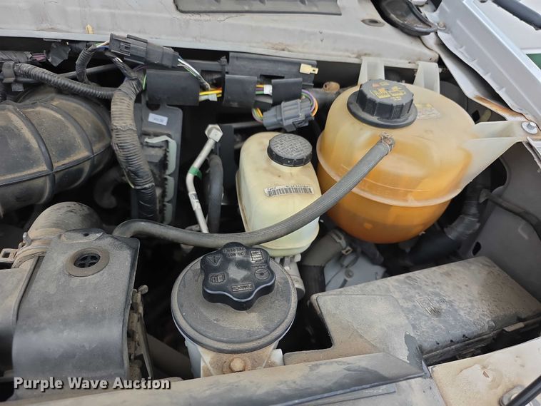 image for item FI0902 2011 Ford E350 Super Duty shuttle bus