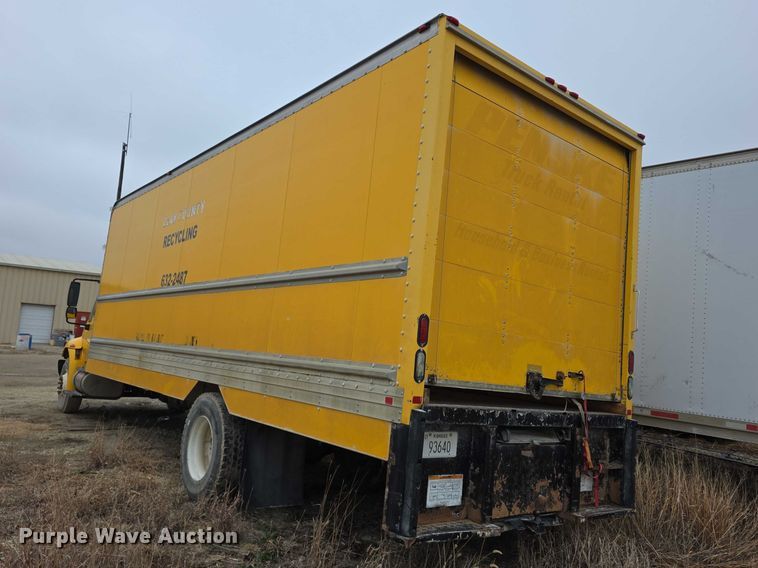 image for item FI0903 2013 International Dura Star 4300 box truck
