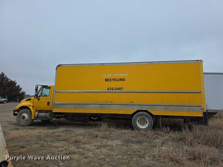 image for item FI0903 2013 International Dura Star 4300 box truck