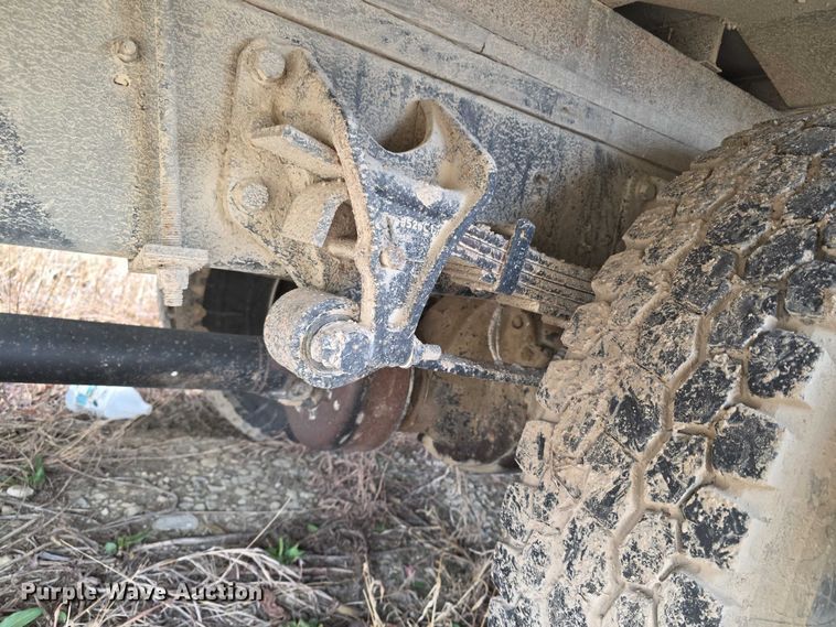 image for item FI0903 2013 International Dura Star 4300 box truck