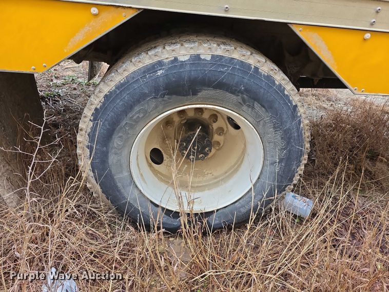 image for item FI0903 2013 International Dura Star 4300 box truck