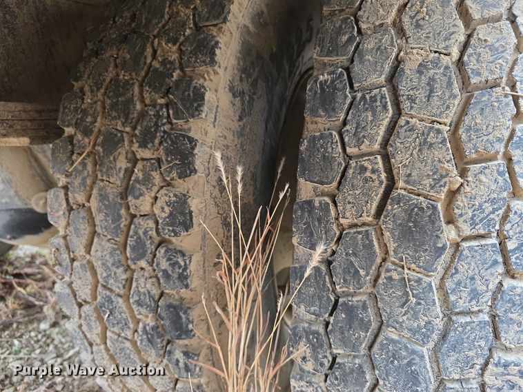 image for item FI0903 2013 International Dura Star 4300 box truck