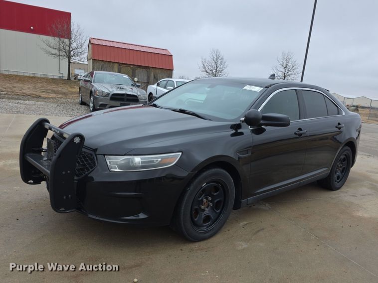 image for item FI0914 2015 Ford Taurus Police interceptor 