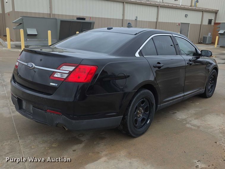 image for item FI0914 2015 Ford Taurus Police interceptor 