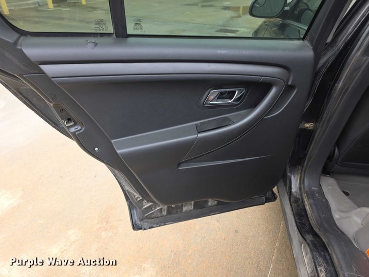 image for item FI0914 2015 Ford Taurus Police interceptor 