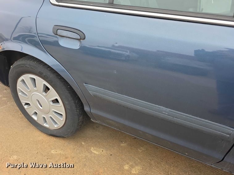 image for item FI0915 2009 Ford Crown Victoria Police Interceptor 