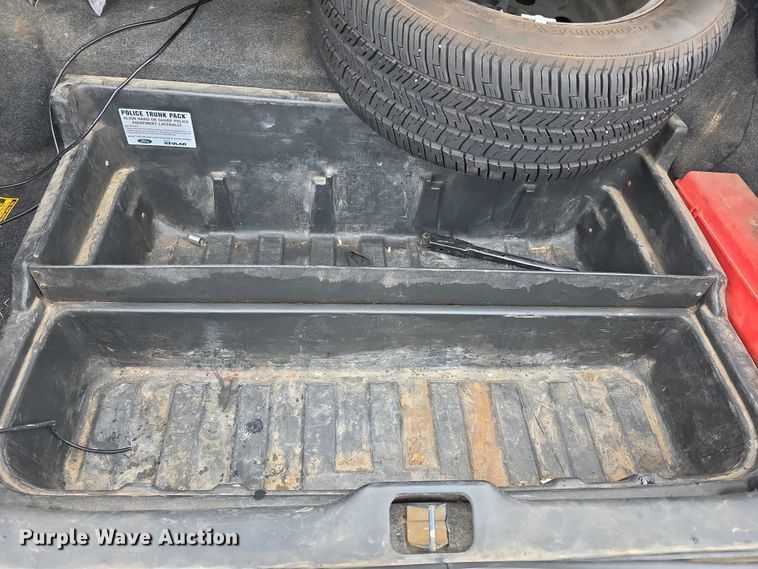 image for item FI0915 2009 Ford Crown Victoria Police Interceptor 