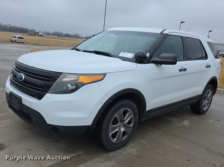 image for item FI0916 2013 Ford Explorer police Interceptor SUV