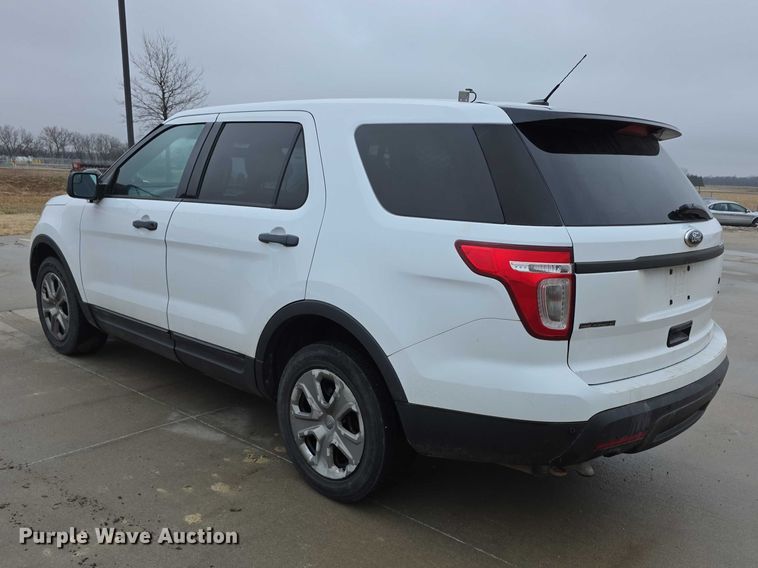 image for item FI0916 2013 Ford Explorer police Interceptor SUV