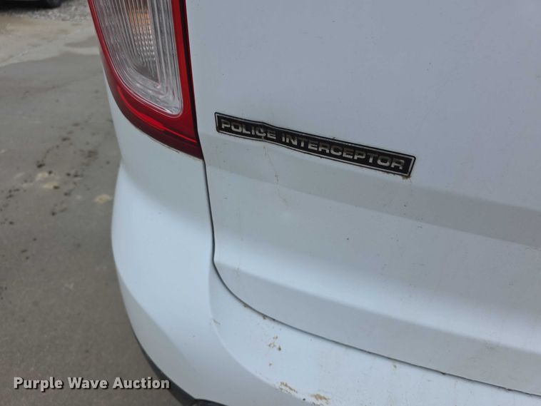 image for item FI0916 2013 Ford Explorer police Interceptor SUV