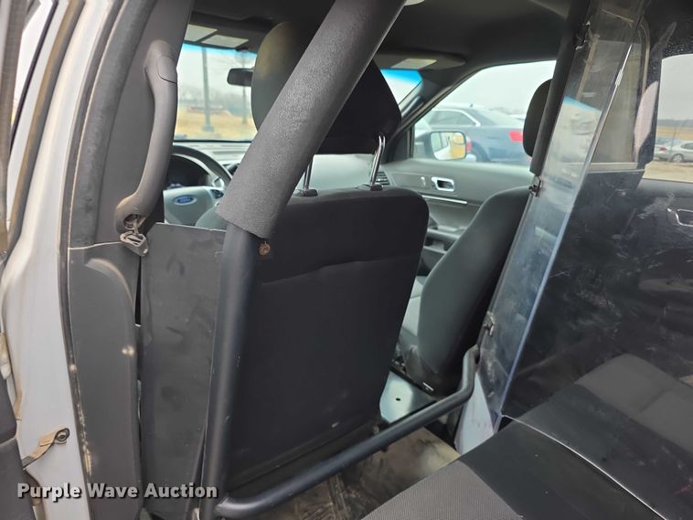 image for item FI0916 2013 Ford Explorer police Interceptor SUV