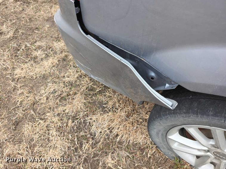 image for item FI0922 2014 Dodge Grand Caravan SXT van