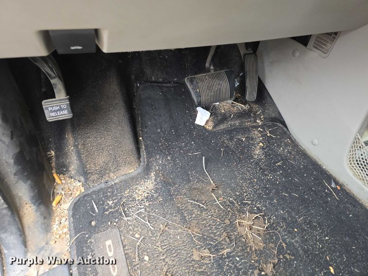 image for item FI0922 2014 Dodge Grand Caravan SXT van