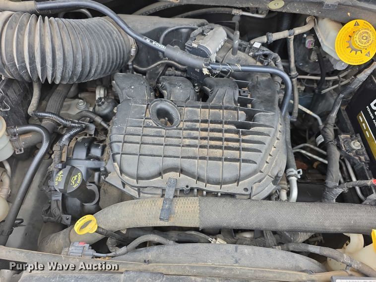 image for item FI0922 2014 Dodge Grand Caravan SXT van