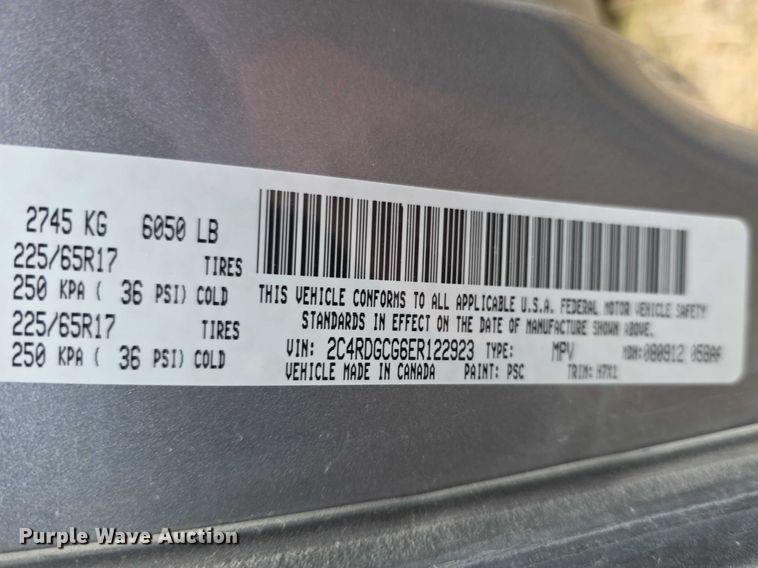 image for item FI0922 2014 Dodge Grand Caravan SXT van