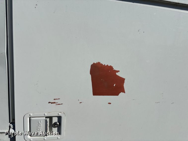 image for item FI0925 1999 Chevrolet 3500HD bucket truck