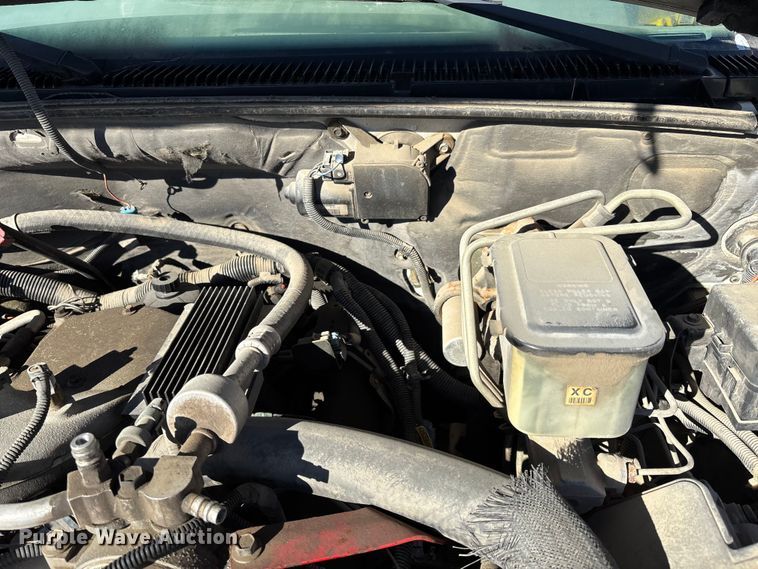 image for item FI0925 1999 Chevrolet 3500HD bucket truck