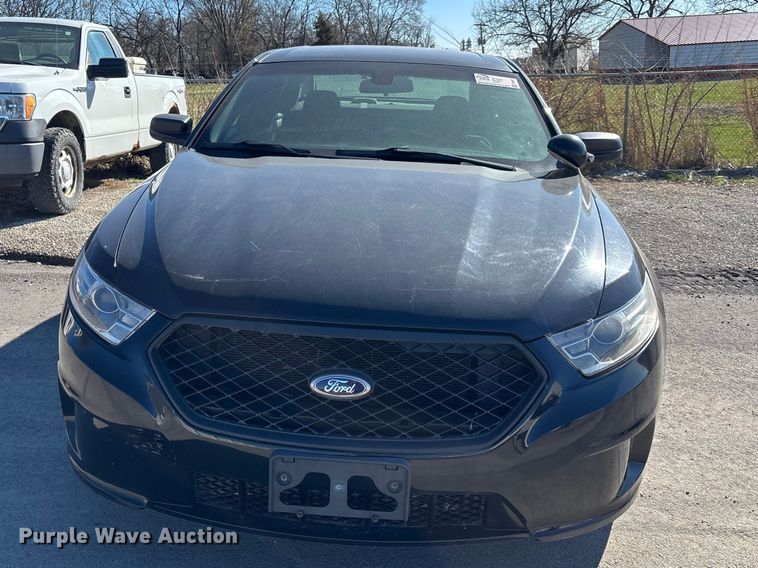 image for item FI0927 2016 Ford Taurus Police Interceptor 