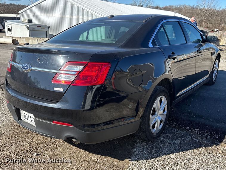 image for item FI0927 2016 Ford Taurus Police Interceptor 
