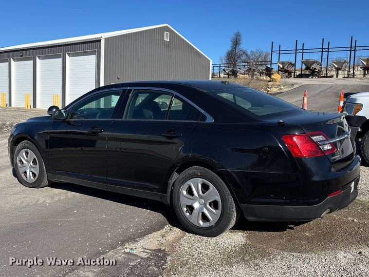 image for item FI0927 2016 Ford Taurus Police Interceptor 