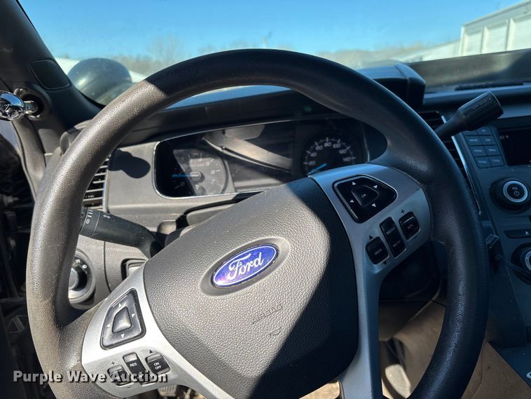 image for item FI0927 2016 Ford Taurus Police Interceptor 