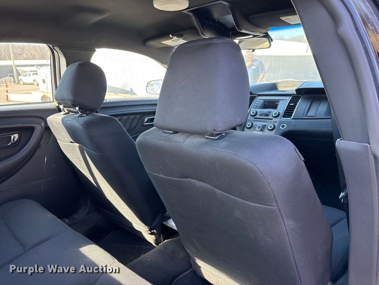 image for item FI0927 2016 Ford Taurus Police Interceptor 