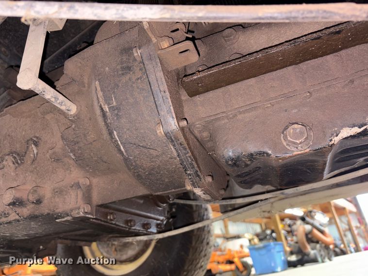 image for item FK1235 2004 John Deere Pro Gator utility vehicle