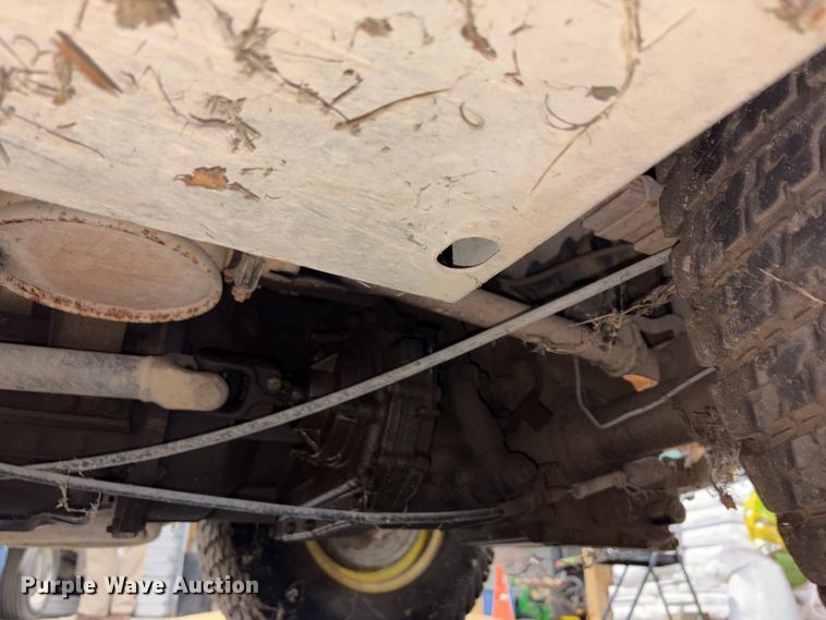 image for item FK1235 2004 John Deere Pro Gator utility vehicle