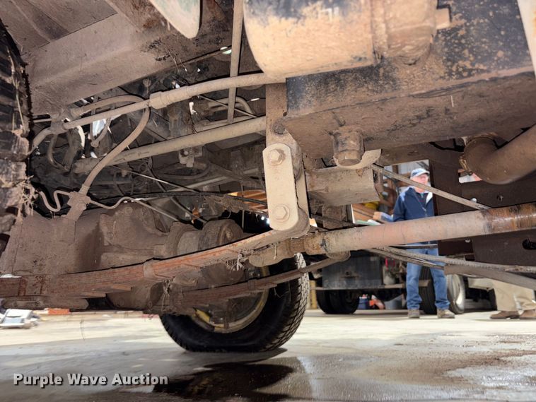 image for item FK1235 2004 John Deere Pro Gator utility vehicle