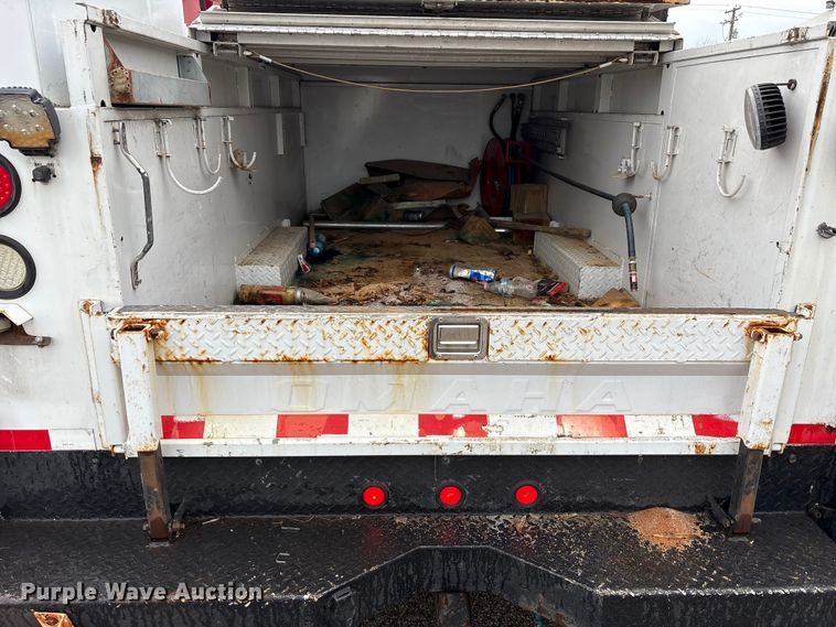 image for item FK1239 2011 Ford F550 Super Duty XL utility / service truck